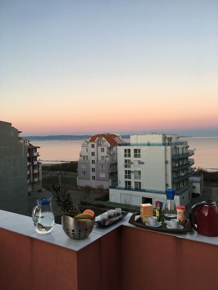 Sea Breeze Pomorie Apartment, 1 Bedroom, Balcony 10