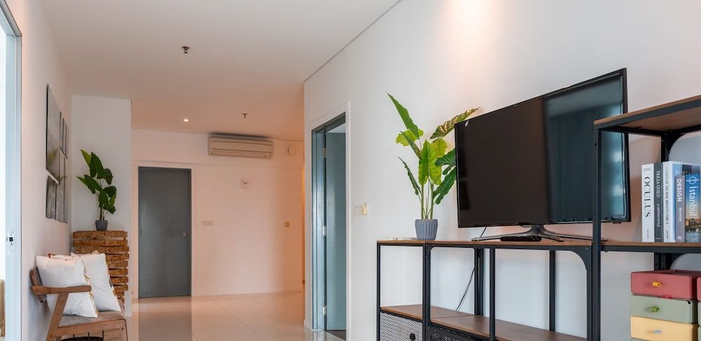 Summer Suites Residences By Plush Family Apartment 12