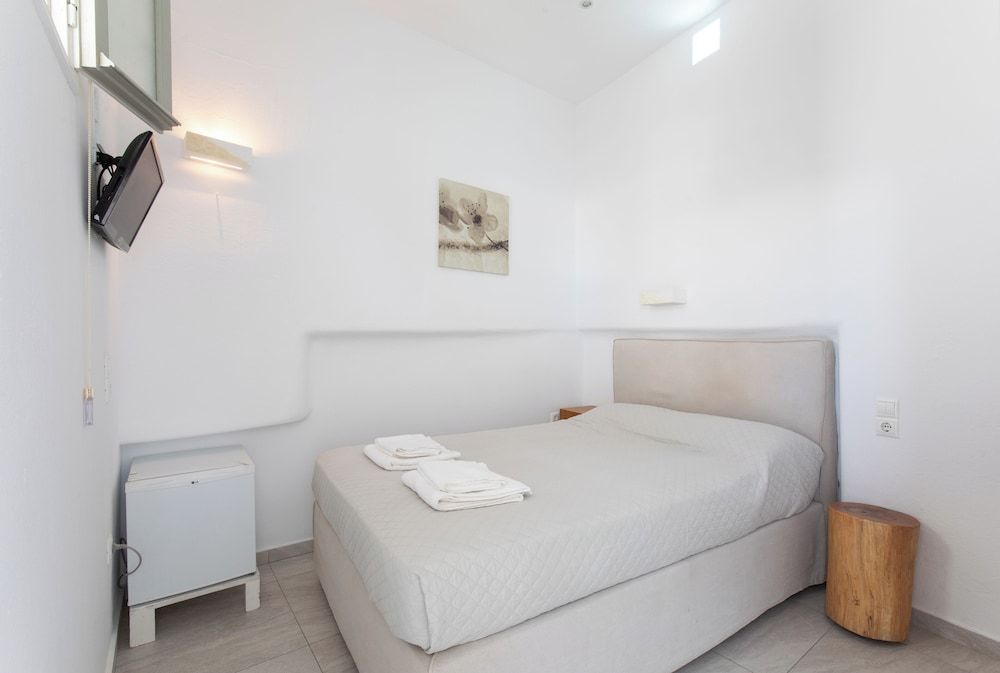 undefined Agia Anna on the beach 2