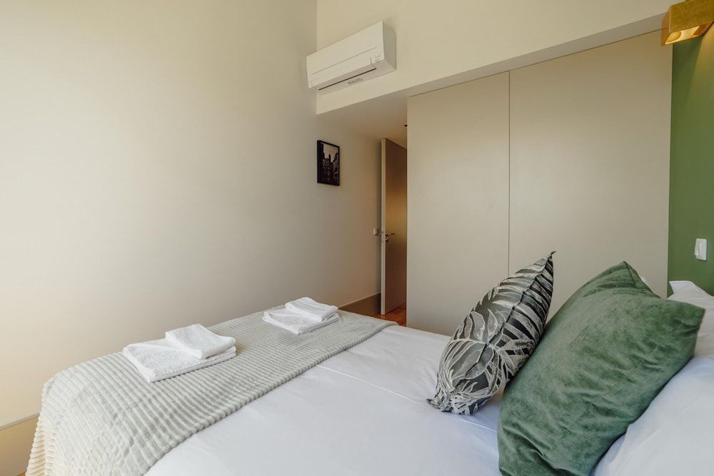 undefined Legacy Oporto Premium Apartment I by Vacationy