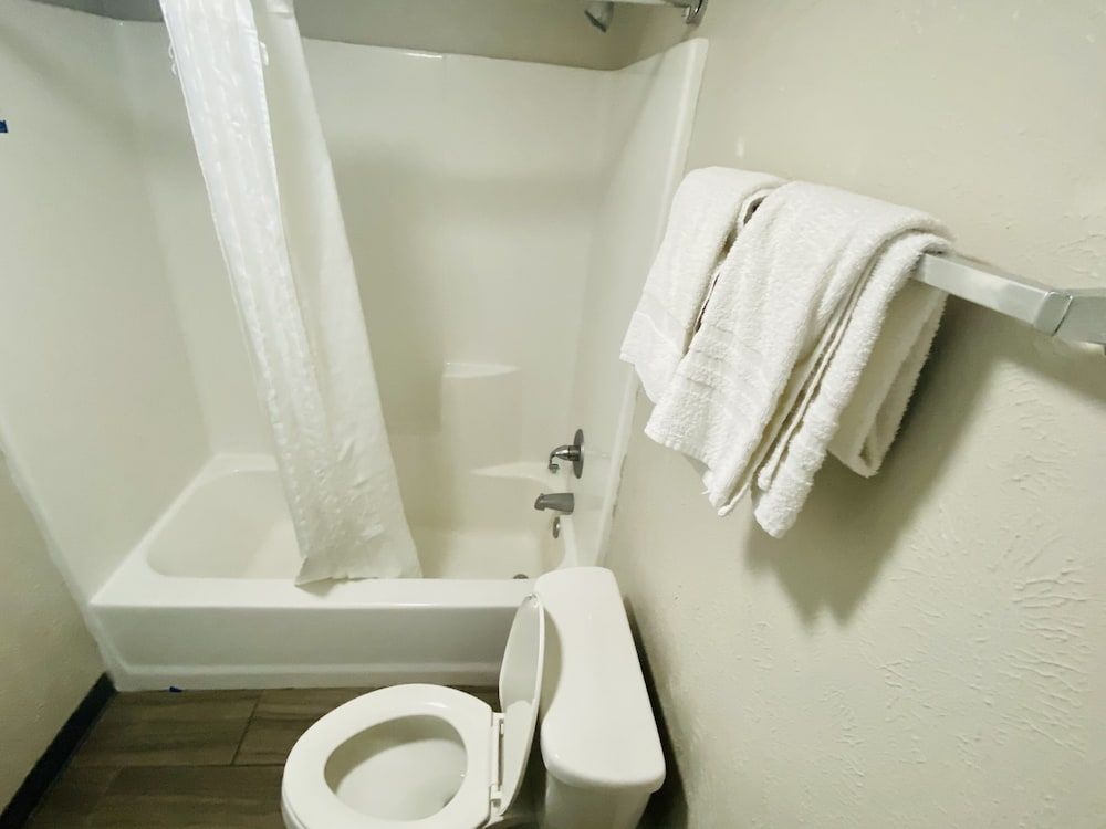 Single Room, Smoking