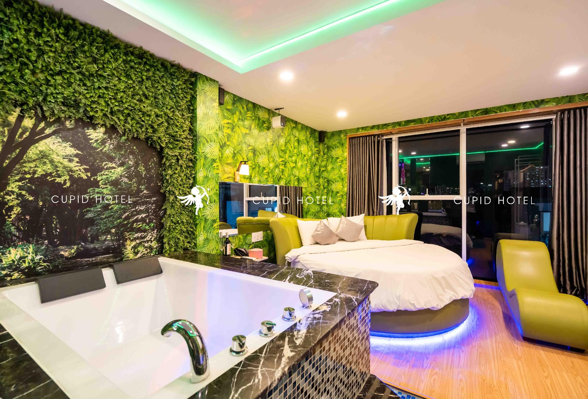 Luxury Room with Cinema