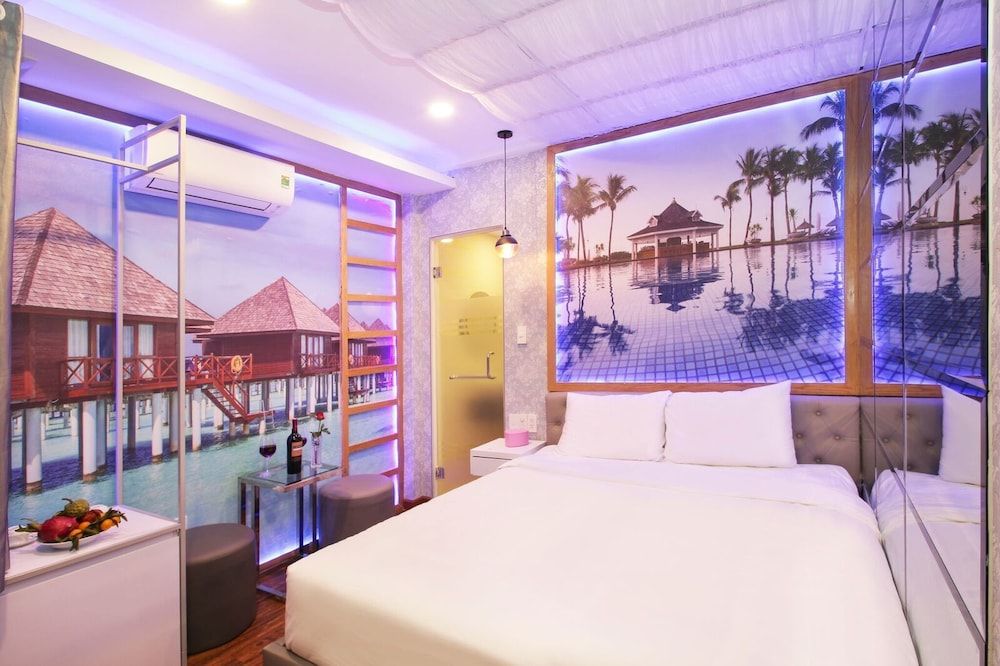 undefined Cupid 2 Hotel