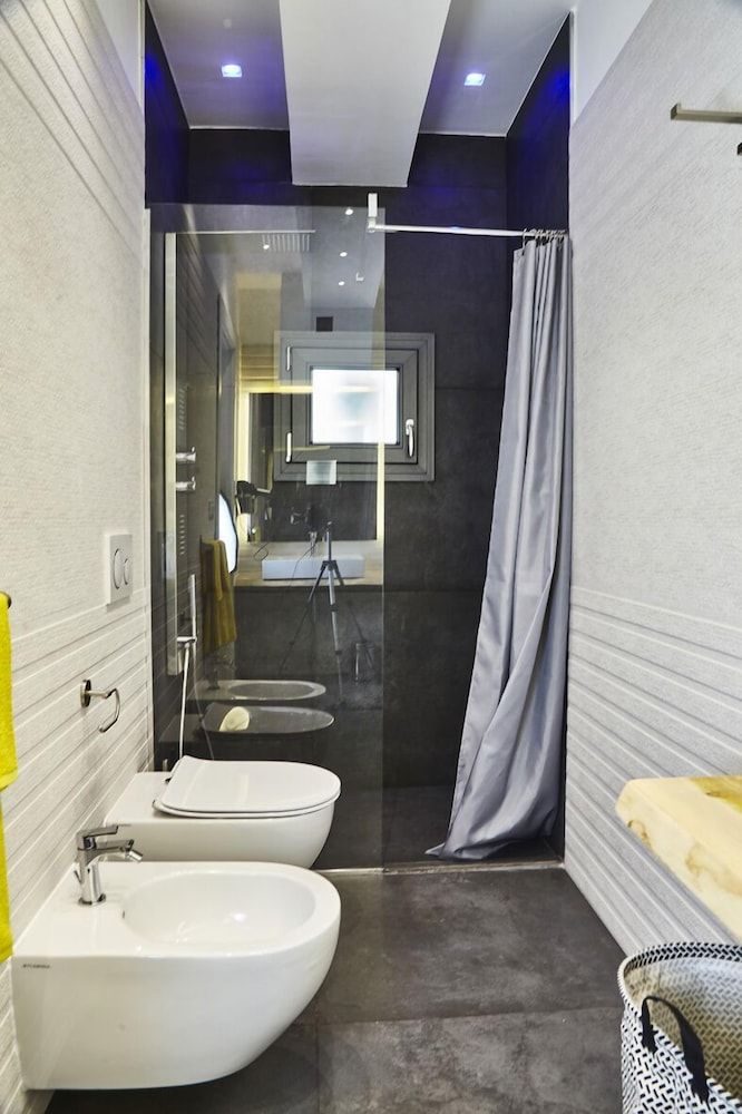 Incentro Rooms Deluxe Room 7