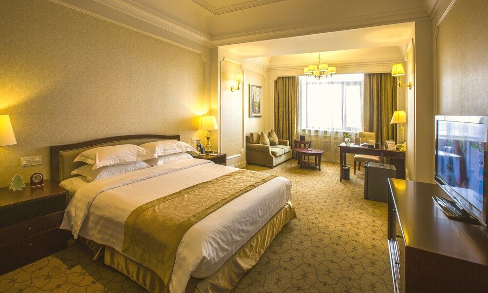 DaXingAnLing Jinma Palace Business Double Room 3