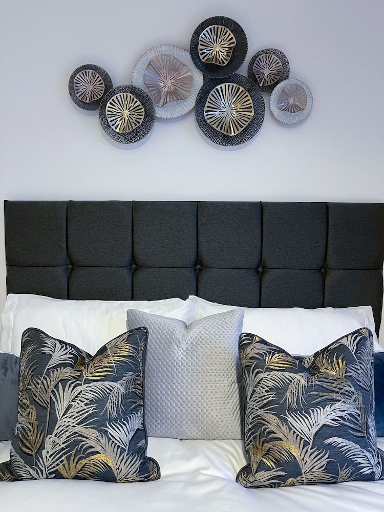 Station Side Penthouse Luxury Penthouse, Private Bathroom 16