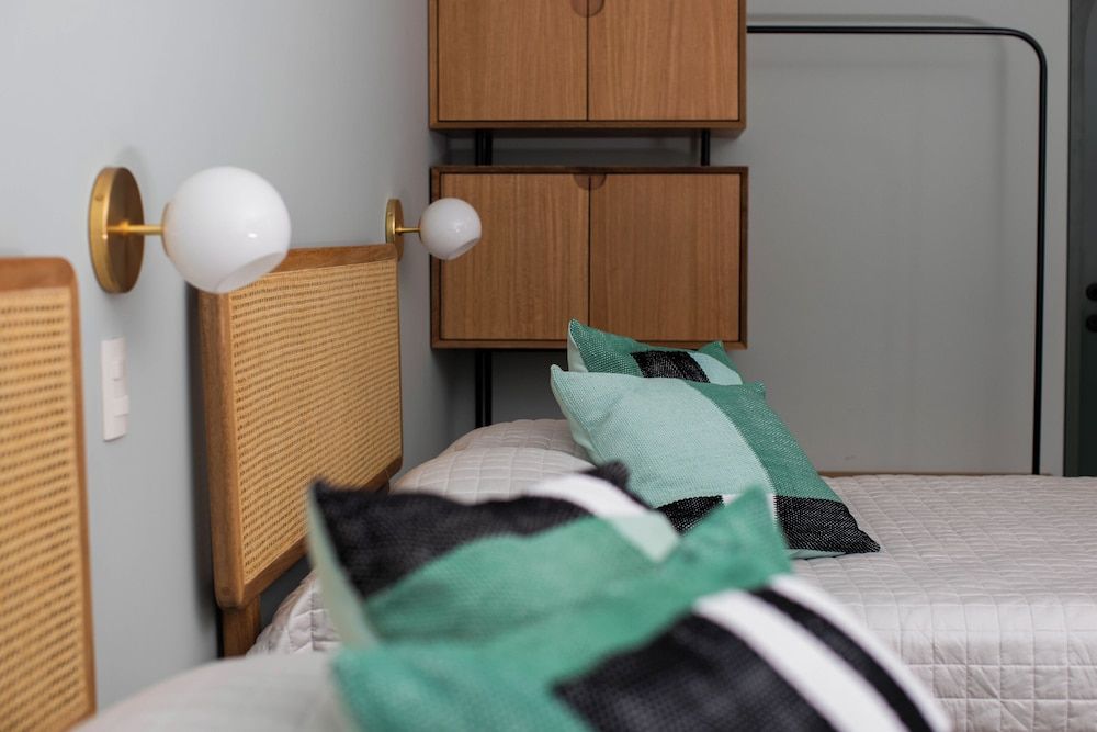 Deluxe Room (Studio 3)