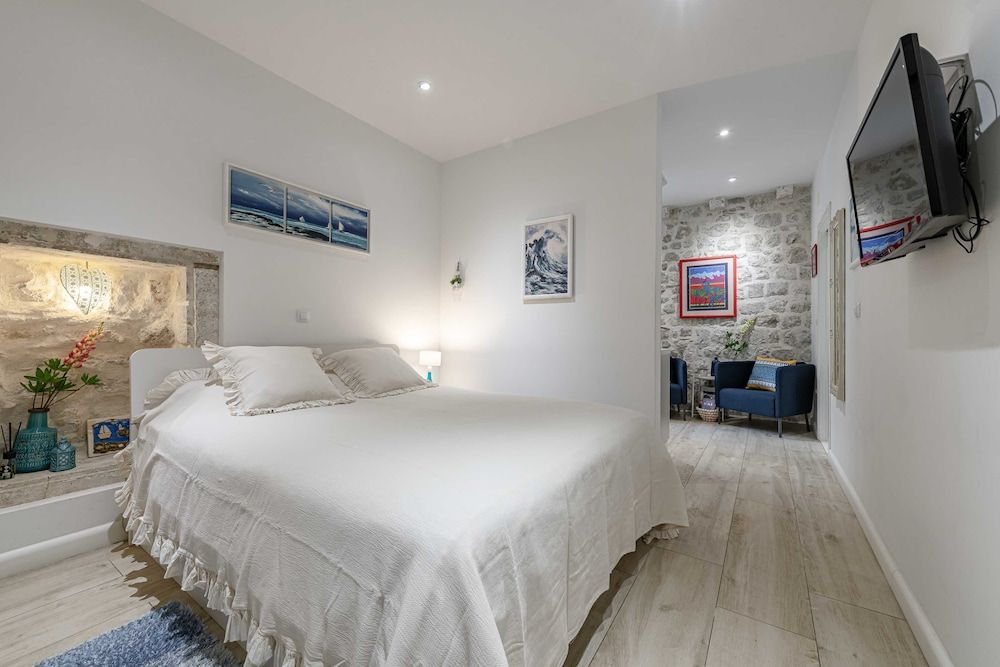 undefined Apartments L&L Old Town 2