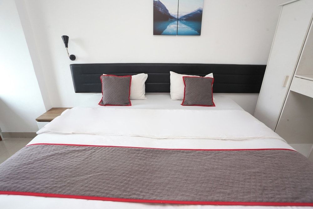 Collection O Cikarang Near President University Formerly Enviro Standard Double Room 5