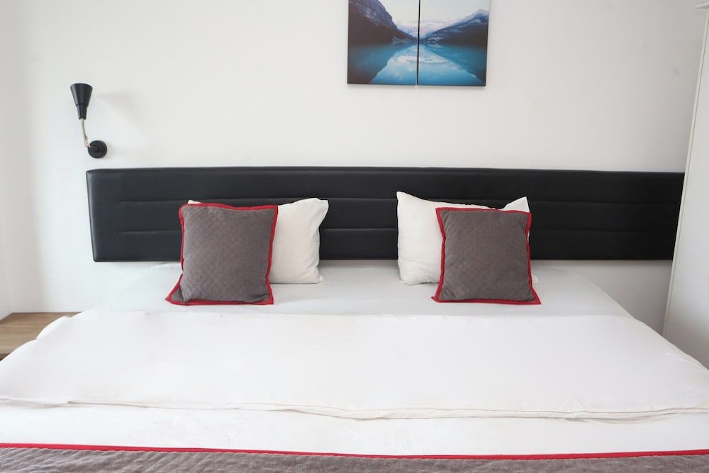 Collection O Cikarang Near President University Formerly Enviro Standard Double Room 8