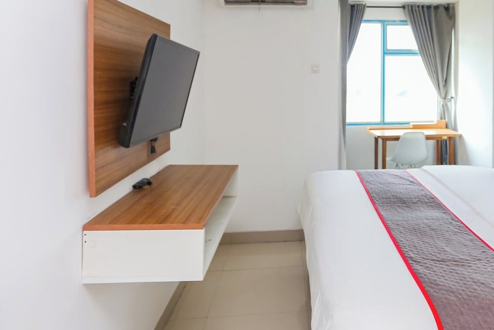 Collection O Cikarang Near President University Formerly Enviro Standard Double Room 3