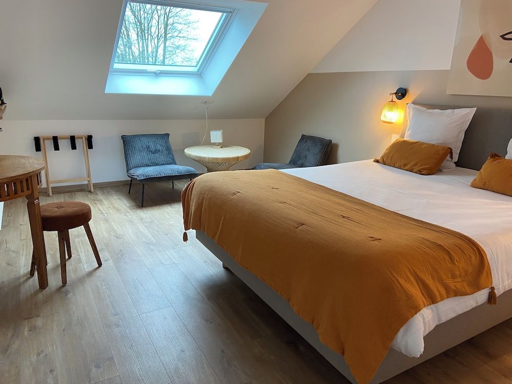 La Passerelle Morlaix Quadruple Room 4