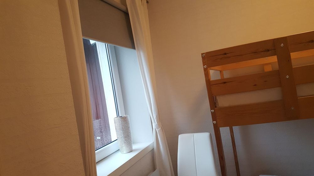 Sjötorps Hostel Deluxe Double Room 5