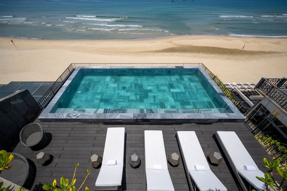 undefined M SUITE Danang Beach 9