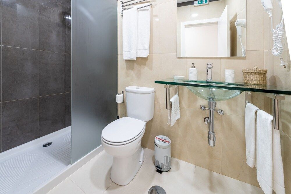 Merc Porto Ribeira View Family Apartment, 2 Bedrooms, Non Smoking, City View 15