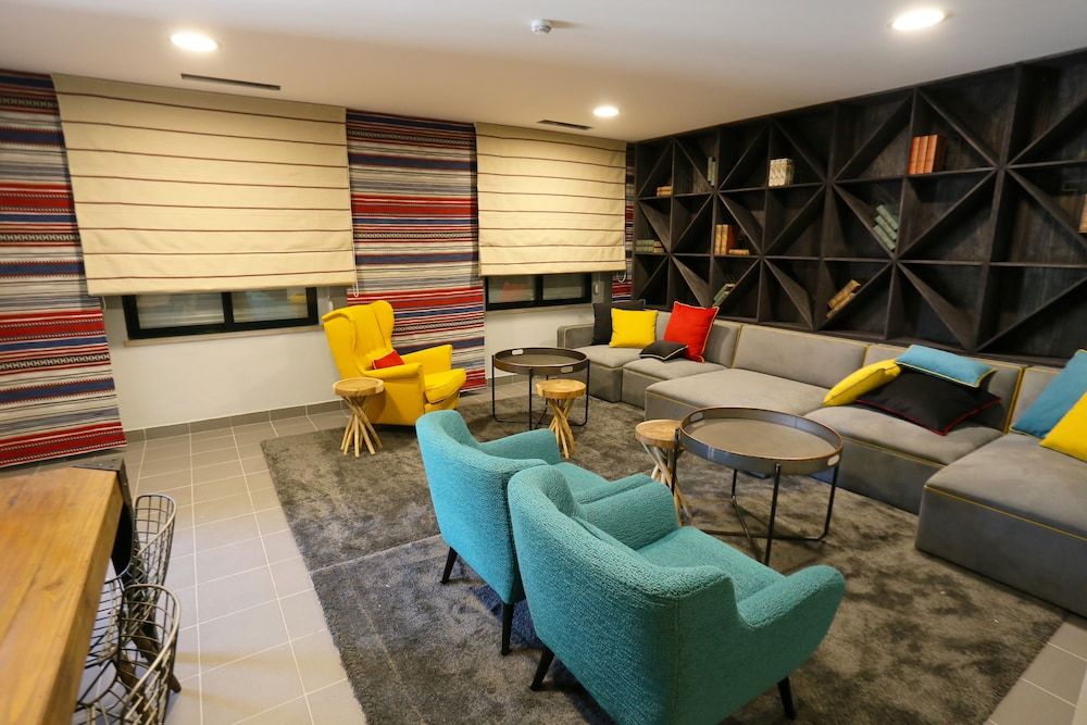 Hi Setubal Pousada de Juventude - Hostel 4-Bed Shared Dormitory, Men only, Shared Bathroom 3