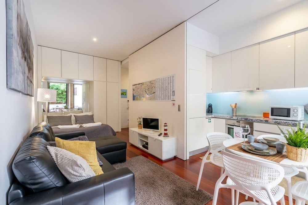 undefined Merc Porto Clerigos 10