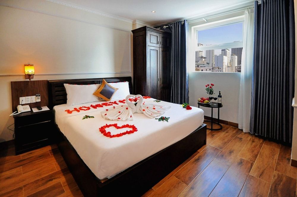 Deluxe Double Room, City View