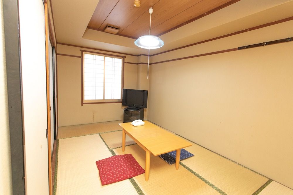 Japanese Style Room for 2 Guests with Shared Bathroom and Toilet