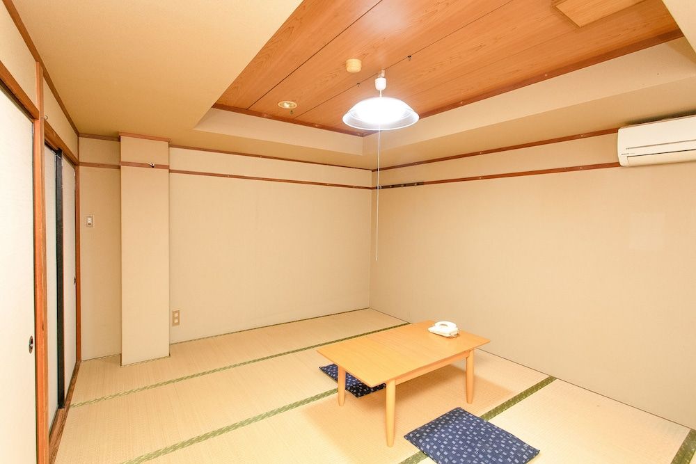 Japanese Style Room for 3 Guests with Shared Bathroom and Toilet