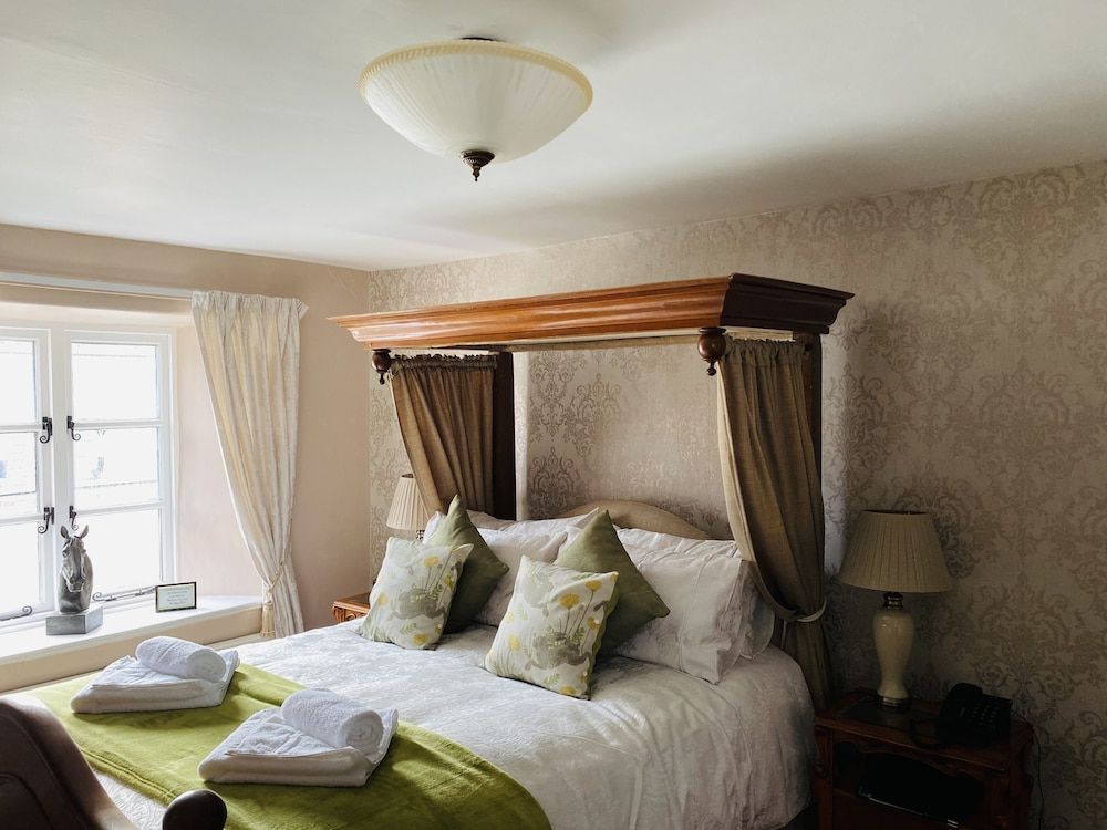 Royal Oak Inn Superior Double Room, Ensuite 2