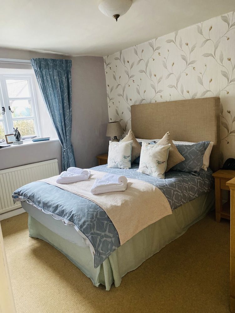 Royal Oak Inn Standard Double Room, 1 Double Bed, Ensuite 4