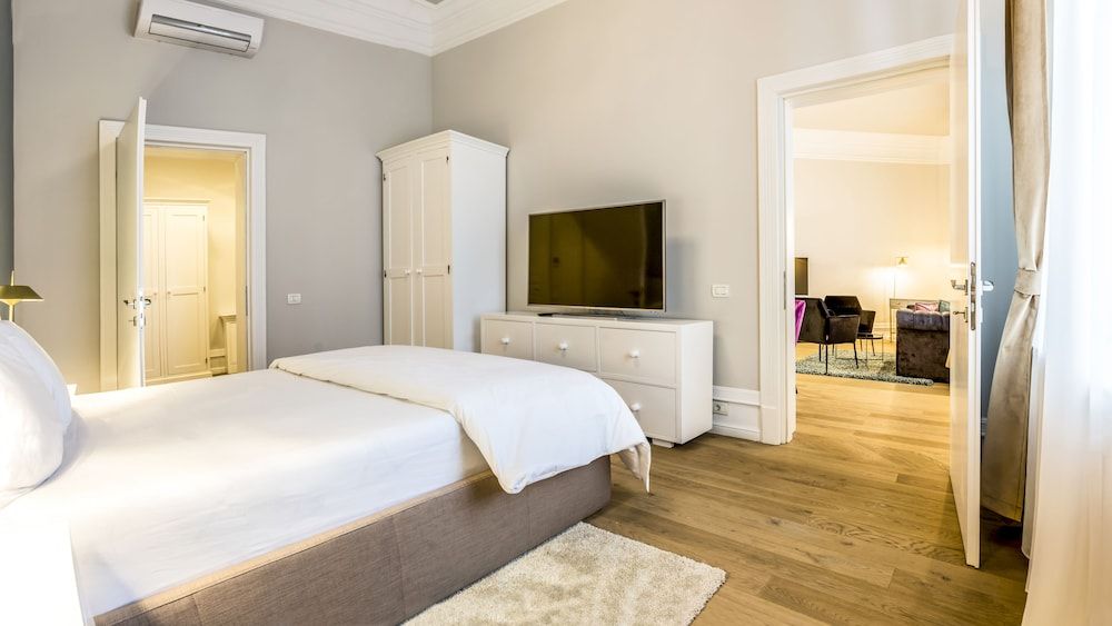 Matisse Bucharest Old Town Apartment, 1 Bedroom, Non Smoking 4