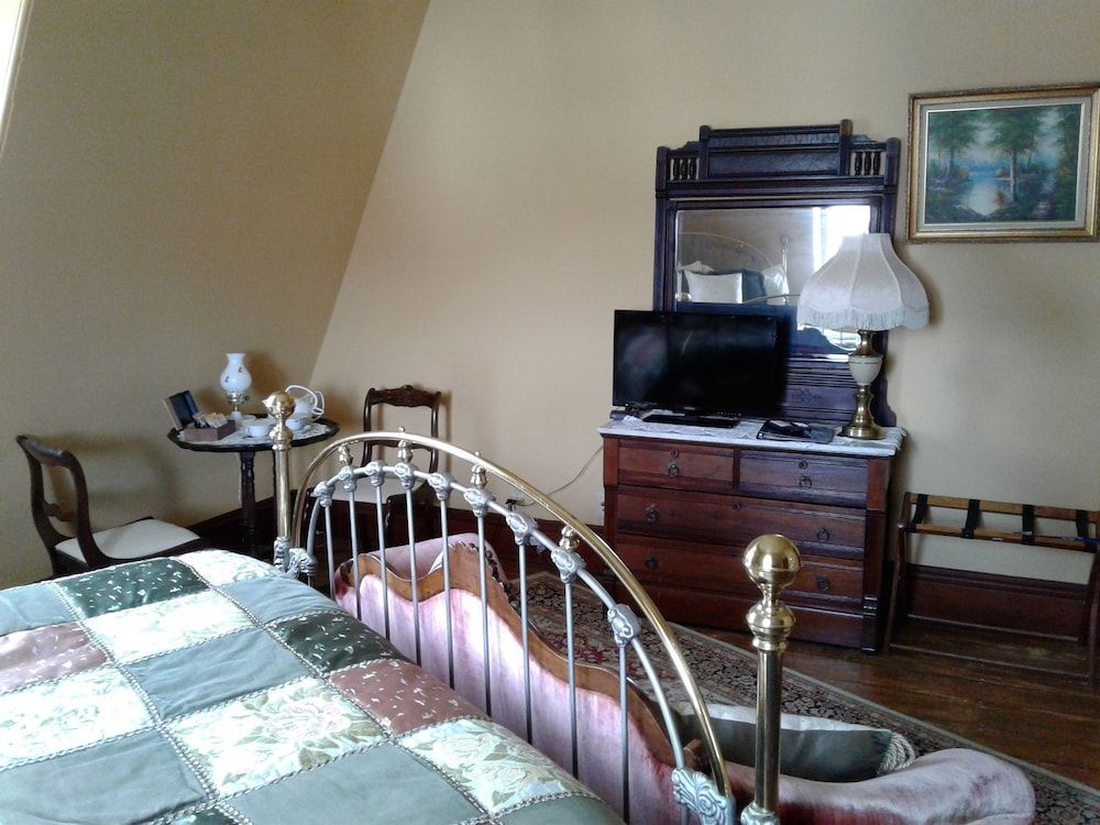 The Proctor Mansion Inn Room, 1 Queen Bed 9