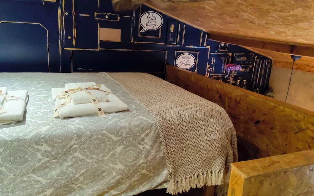 undefined Ruby Charm Houses 9