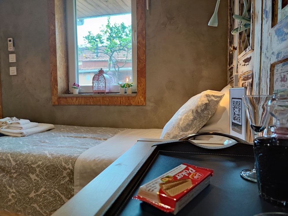 Ruby Charm Houses City Studio, Garden View 26