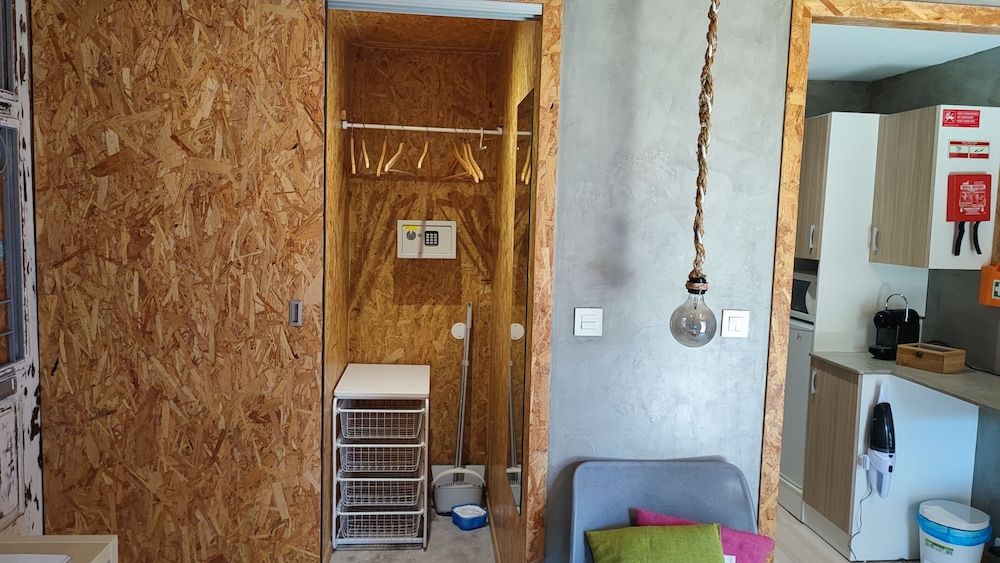 Ruby Charm Houses City Studio, Garden View 19