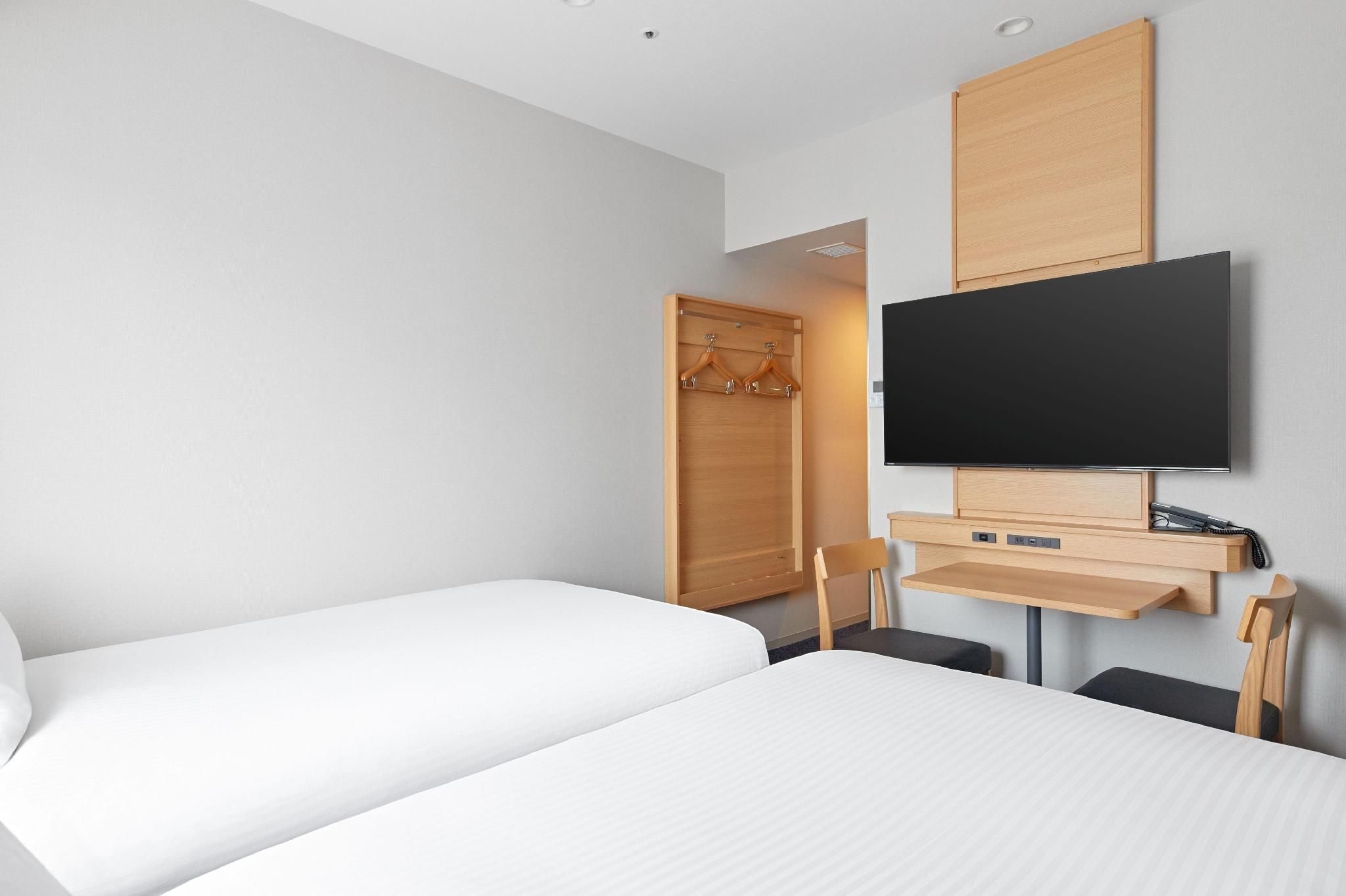 Sotetsu Fresa Inn Yodoyabashi Standard Twin Room - Non-Smoking