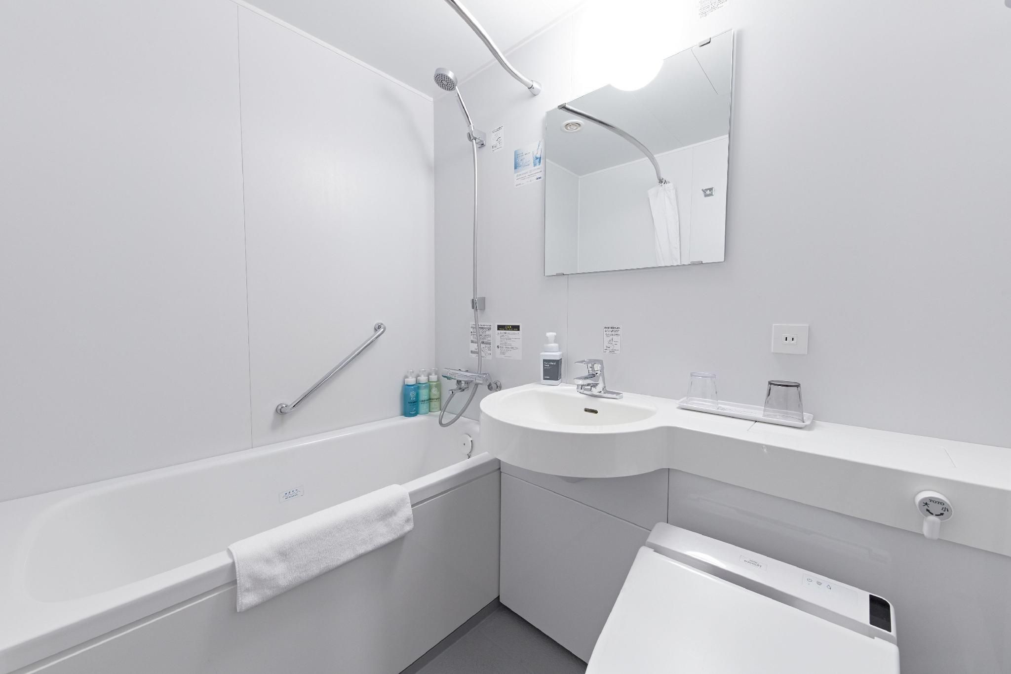 Sotetsu Fresa Inn Yodoyabashi Standard Twin Room - Non-Smoking 3