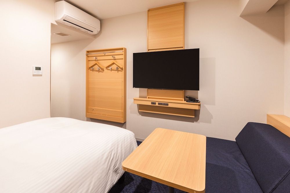 undefined Sotetsu Fresa Inn Yodoyabashi 4