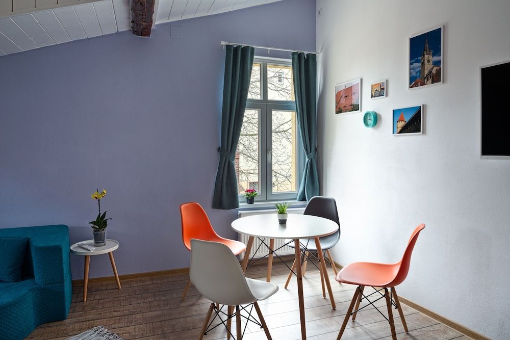 T House City Apartment 7