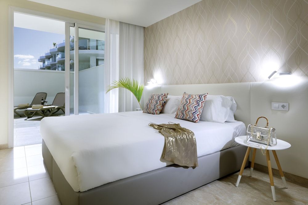 Marinell Collection Palm-Mar Apartment, 2 Bedrooms, Terrace (3 Beds)