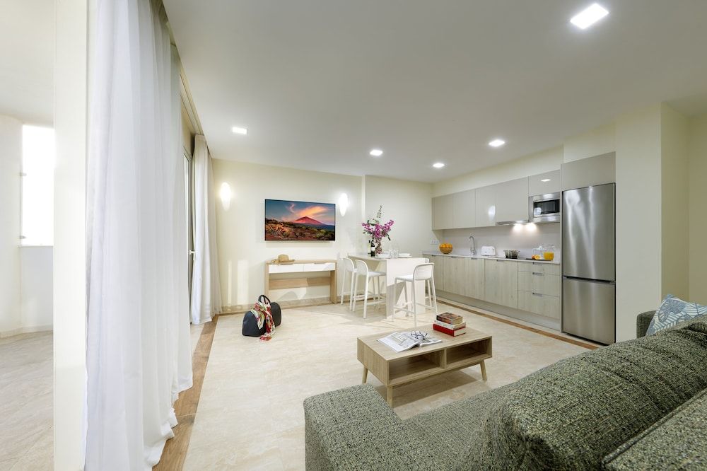 Marinell Collection Palm-Mar Apartment, 2 Bedrooms, Balcony (3 Beds) 7