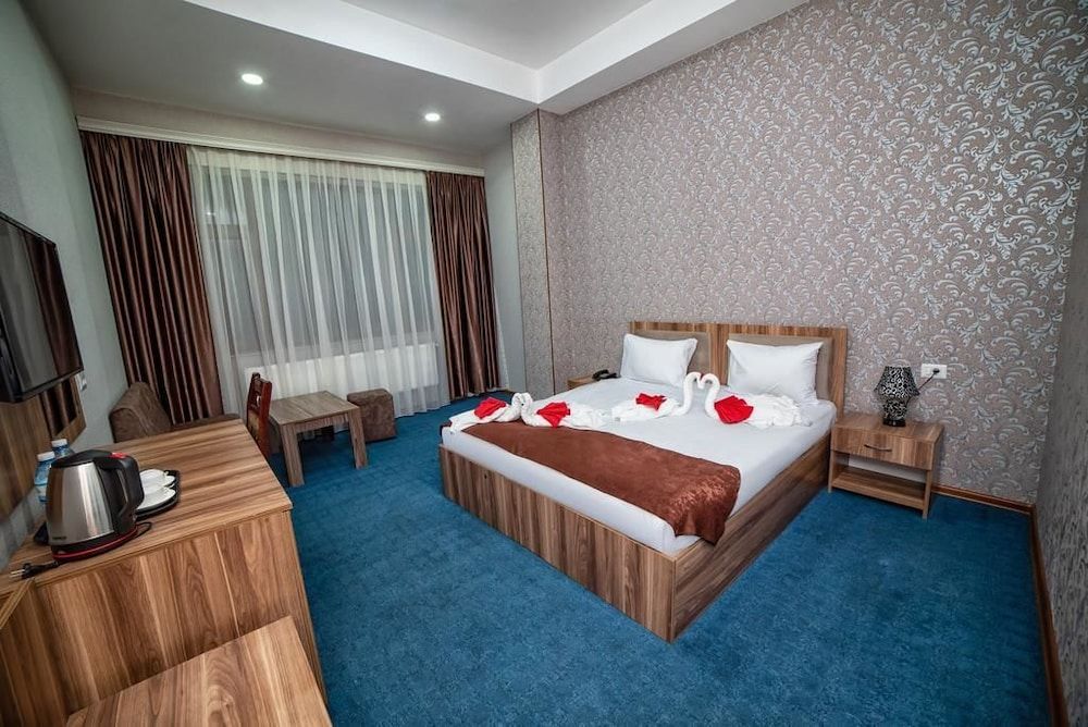 Continental Hotel Standard Double Room