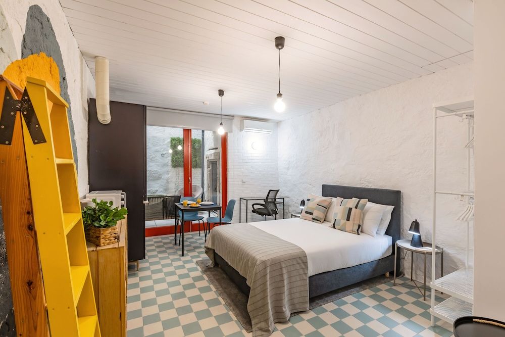 Victorias Studios - Clérigos Studio, Patio 7