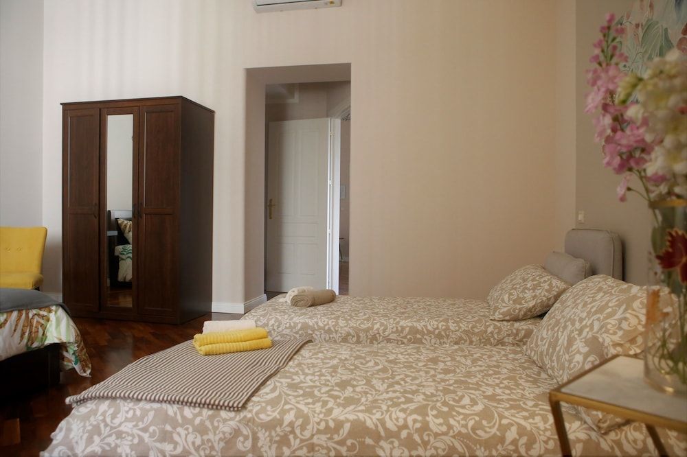 B&B Binario 39 Deluxe Quadruple Room, Multiple Beds 5