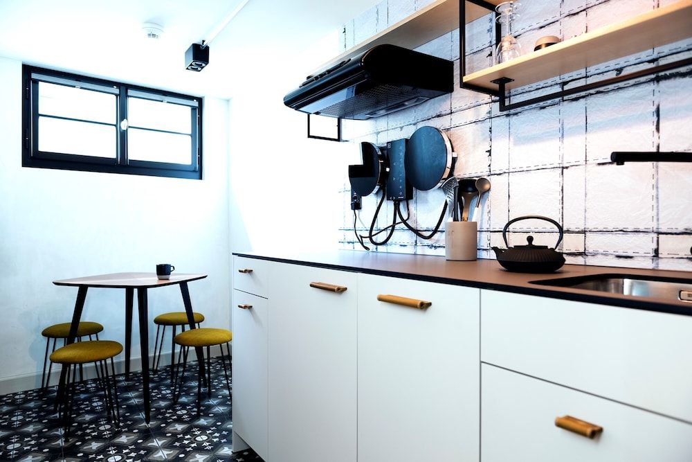 The Lubo - self check-in Design Double Room, Kitchenette 4