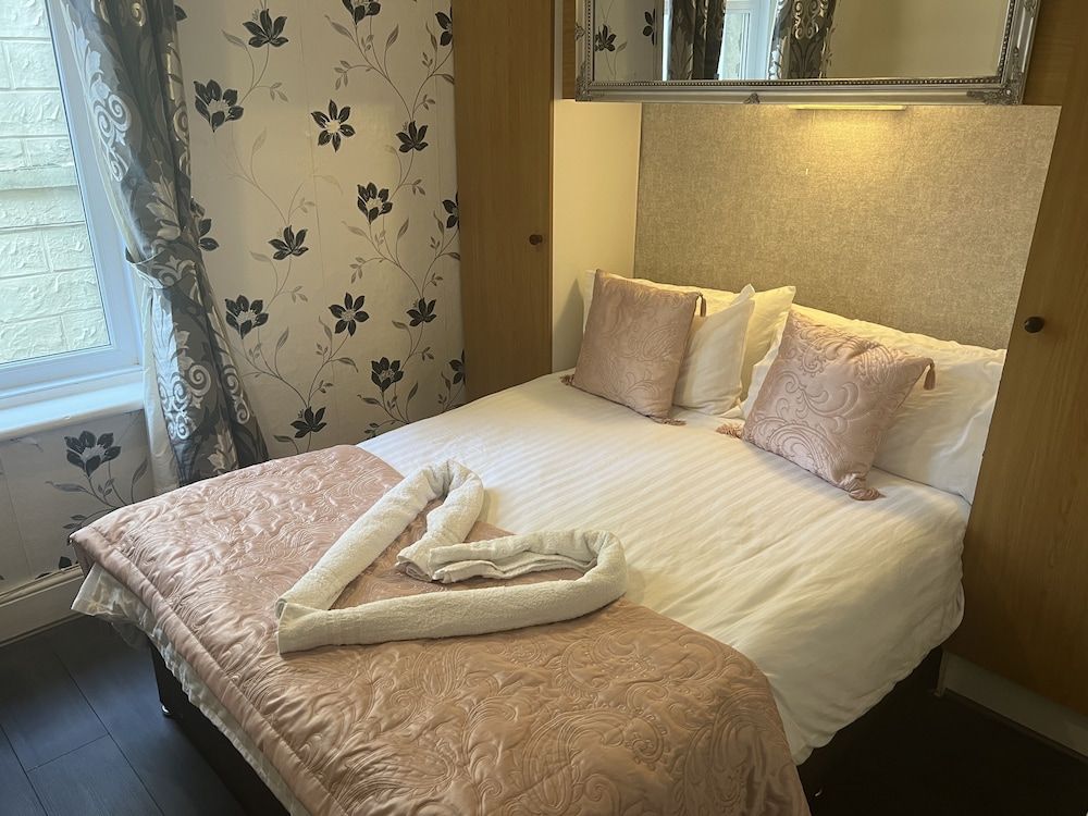 Habberly House Hotel Family Room, Multiple Beds 2