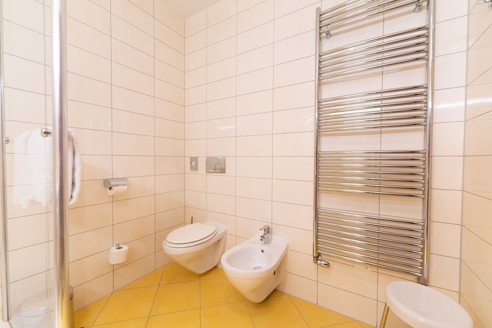 Hotel Arena Maribor Comfort Double or Twin Room 8