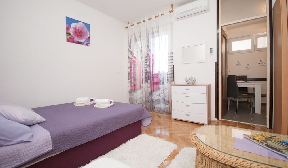 undefined Studio apartment Tina 6