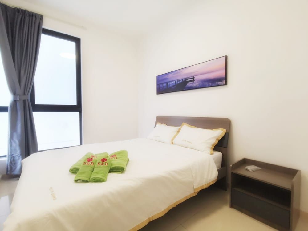 undefined The M Macrolink Hijauan Medini 6