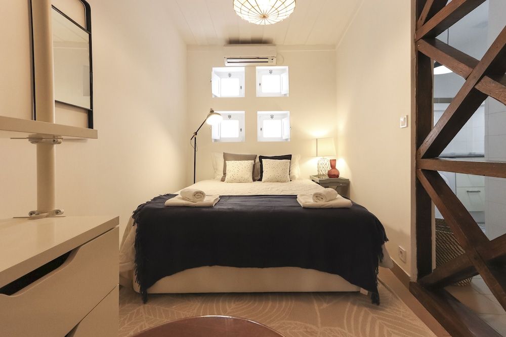 undefined Golden Studio by Homing