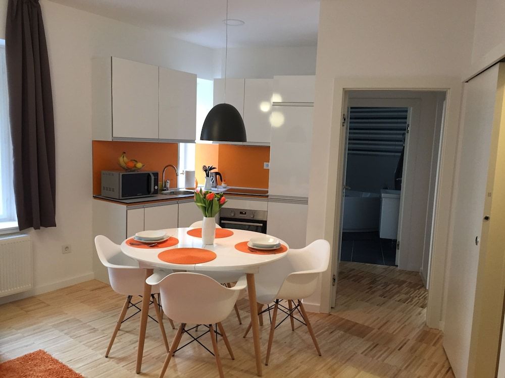 undefined Apartments City&style 6