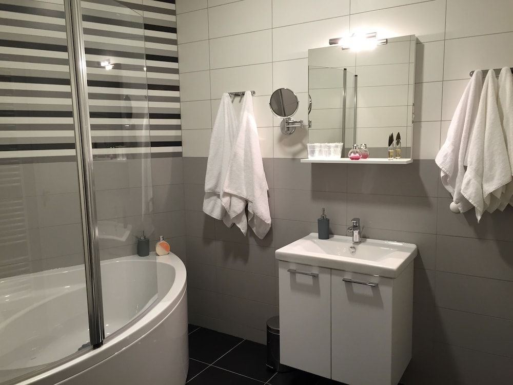 Apartments City&style Exclusive Apartment, City View (Orange) 4