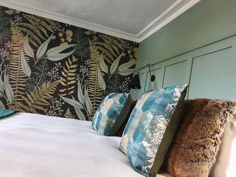 Double or Twin Room (The Whin Common)