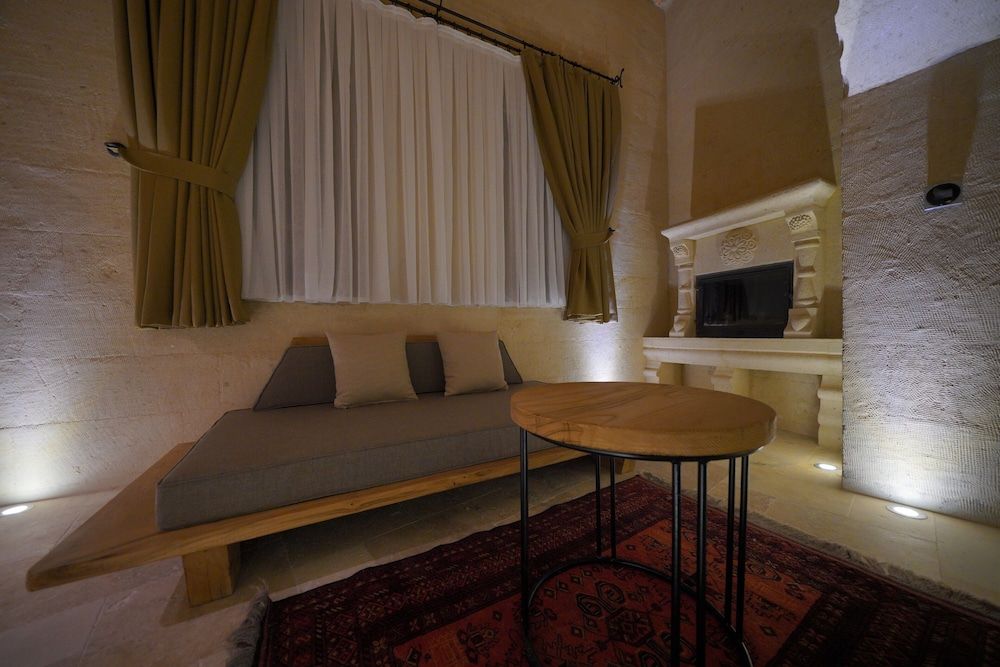 Kappadoks Cave Hotel Design Room 5